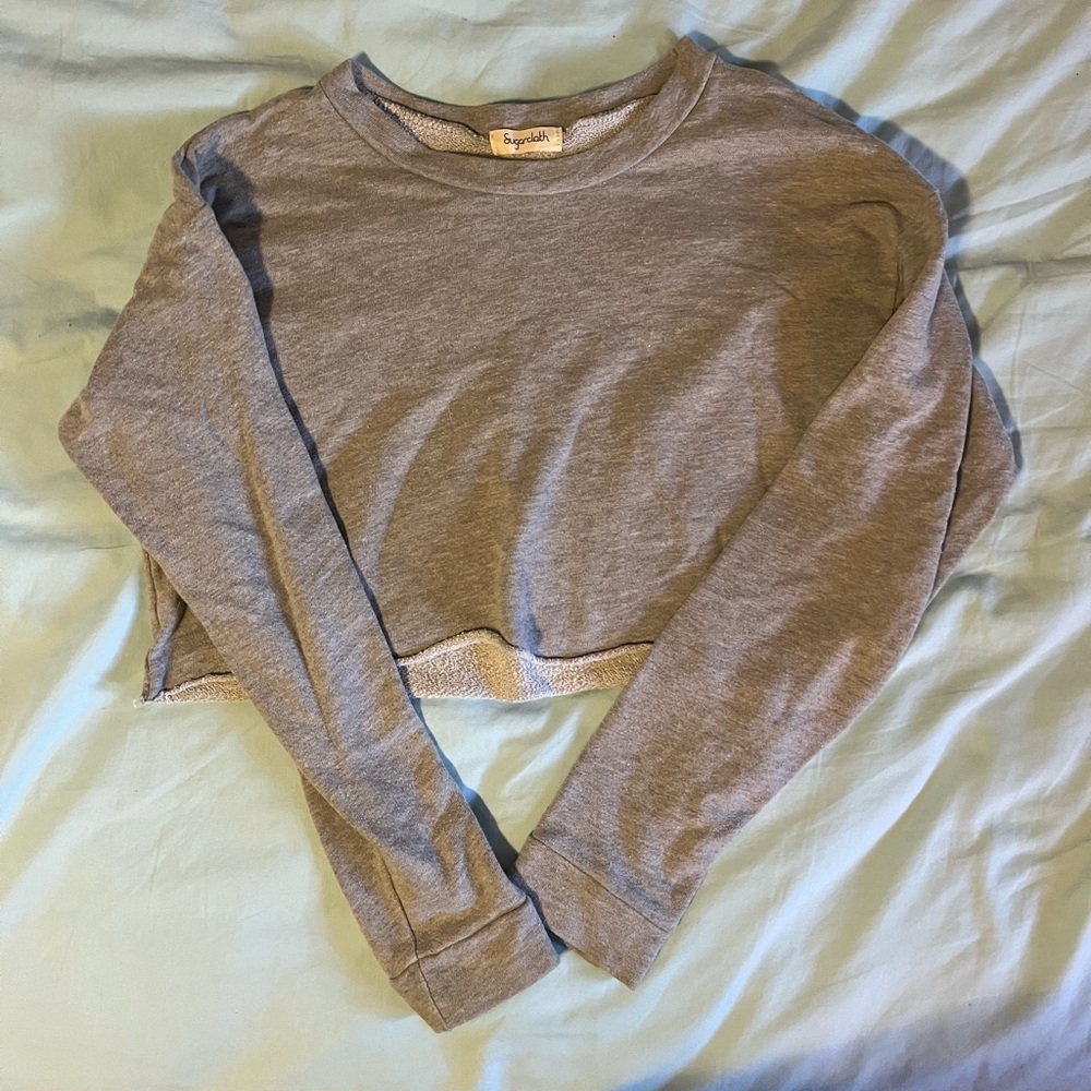 Gray sweatshirt